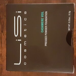 LiSi Cosmetics Poweder Foundation